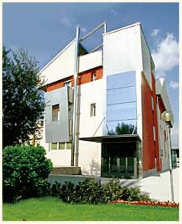 Hotel Dal Ponte Басано дел Грапа Екстериор снимка
